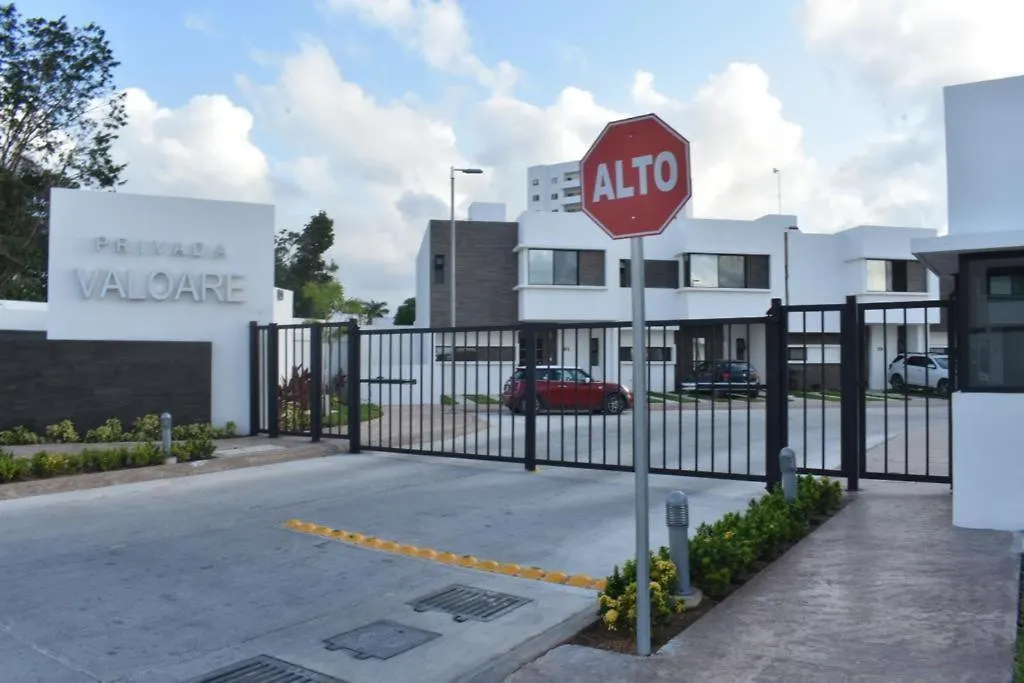 Casa Llena De Vida Con Alberca Vila Cancún México