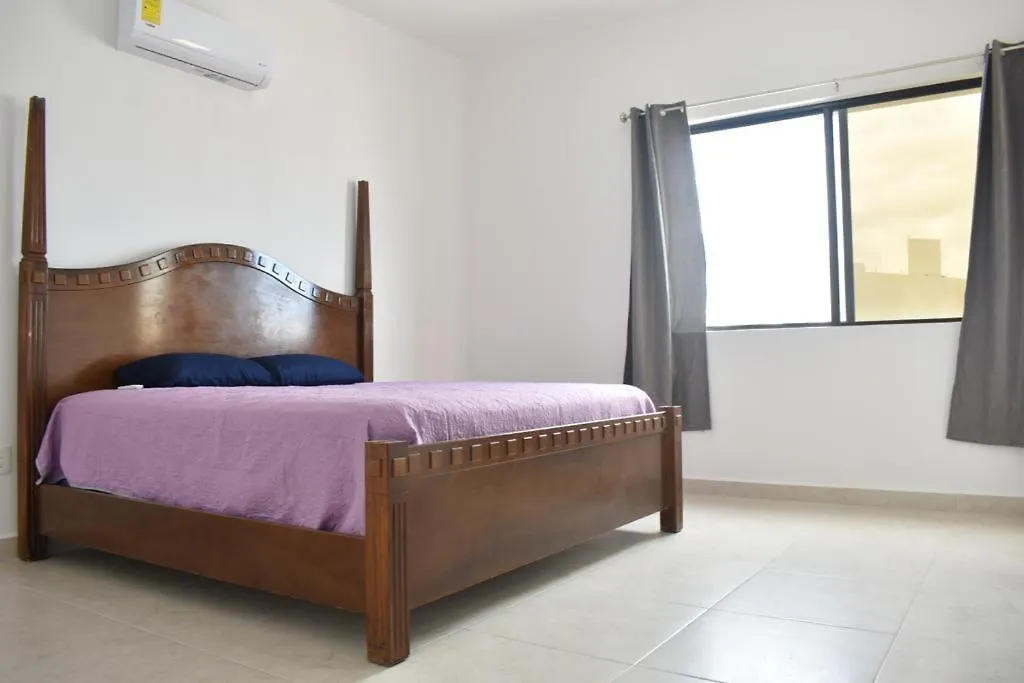 Casa Llena De Vida Con Alberca Vila Cancún 0*,  México